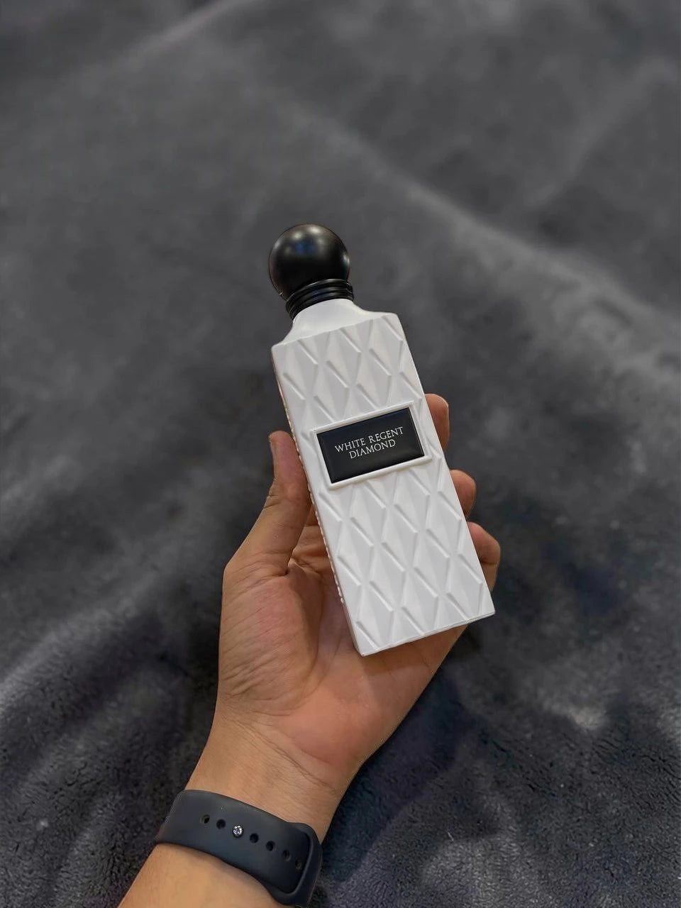 WHITE REGENT DIAMOND