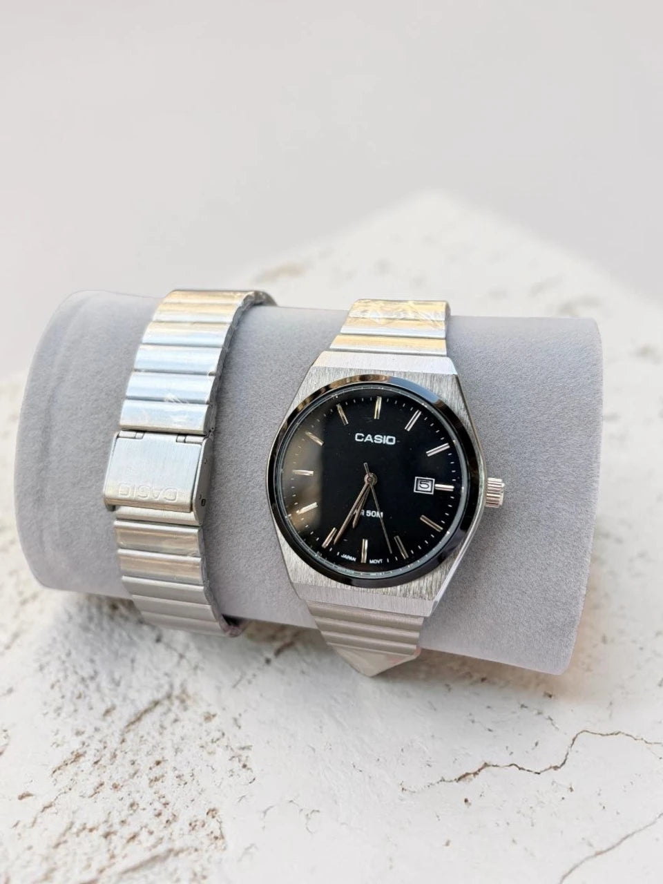 CASIO WATCH
